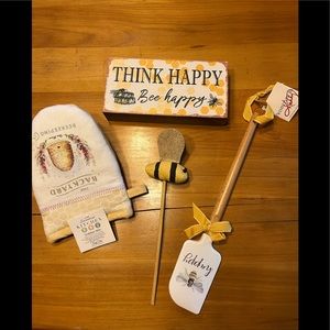 NWT “Bee Happy” gift set